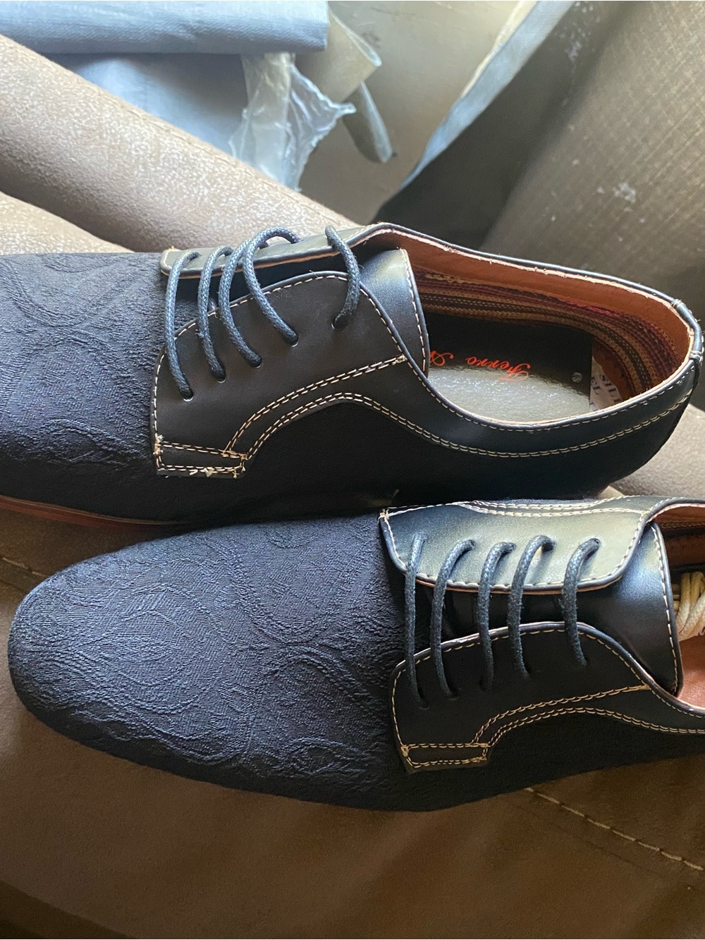 Men's Black Patterned Lace-Up Derby Shoes